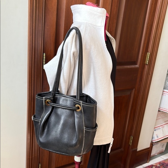 Fossil Thick black leather shoulder bag bucket bag Hobo bag excellent cond - Picture 3 of 17